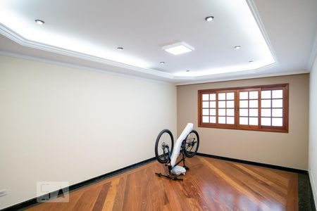 Sala de casa à venda com 4 quartos, 200m² em Jardim Campo Grande, São Paulo