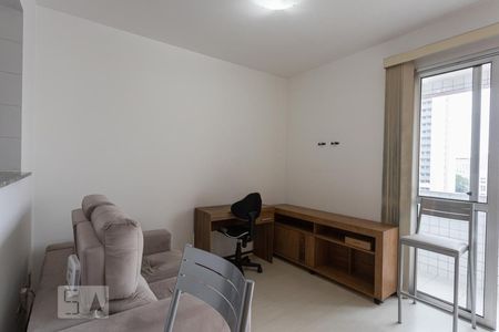 Studio de apartamento para alugar com 1 quarto, 38m² em Centro, Curitiba