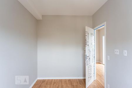 Quarto de apartamento para alugar com 2 quartos, 45m² em Presidente Altino, Osasco