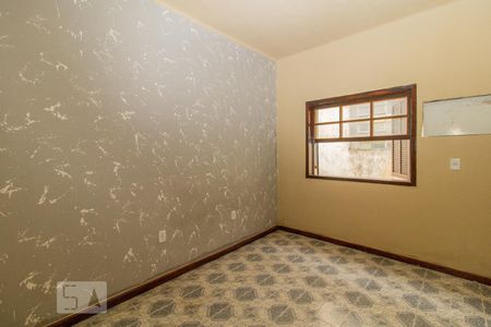 Quarto 2 de casa para alugar com 2 quartos, 84m² em Marechal Hermes, Rio de Janeiro