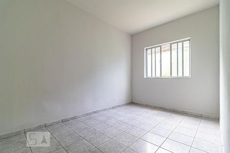 Quarto de casa para alugar com 1 quarto, 40m² em Taquara, Rio de Janeiro