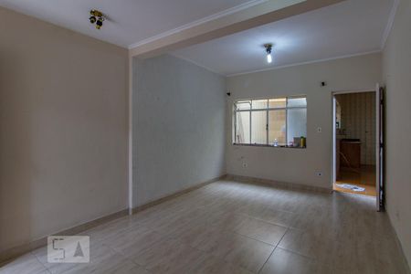 Sala de casa para alugar com 3 quartos, 100m² em Água Rasa, São Paulo