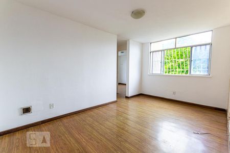 Sala de apartamento para alugar com 2 quartos, 54m² em Santa Rosa, Niterói