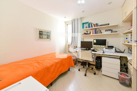 Quarto 1 de apartamento à venda com 3 quartos, 200m² em Copacabana, Rio de Janeiro