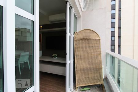 Varanda de apartamento para alugar com 1 quarto, 50m² em Indianópolis, São Paulo