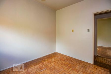 Quarto 1 de apartamento à venda com 2 quartos, 60m² em São Sebastião, Porto Alegre