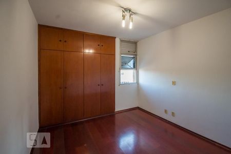 Quarto de apartamento à venda com 1 quarto, 48m² em Centro, Campinas