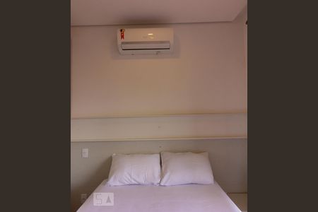 Detalhe - Quarto de kitnet/studio para alugar com 1 quarto, 27m² em Granja Viana, Cotia