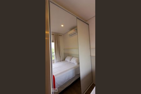 Detalhe - Quarto de kitnet/studio para alugar com 1 quarto, 27m² em Granja Viana, Cotia