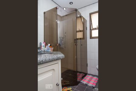 Apartamento à venda com 101m², 3 quartos e 2 vagas Apartamento à venda com 101m², 3 quartos e 2 vagasBanheiro Corredor