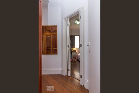 Apartamento à venda com 101m², 3 quartos e 2 vagas Apartamento à venda com 101m², 3 quartos e 2 vagasCorredor