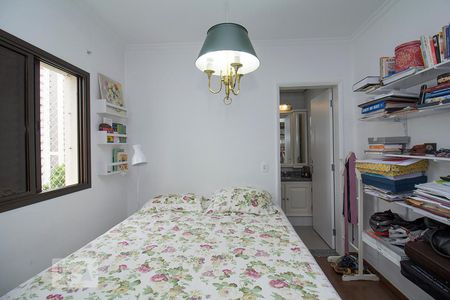 Apartamento à venda com 101m², 3 quartos e 2 vagas Apartamento à venda com 101m², 3 quartos e 2 vagasQuarto Suíte 1