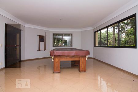 Apartamento à venda com 101m², 3 quartos e 2 vagas Apartamento à venda com 101m², 3 quartos e 2 vagasÁrea comum - Salão de jogos