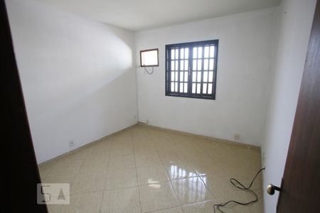 Quarto Principal 1 de kitnet/studio para alugar com 2 quartos, 50m² em Curicica, Rio de Janeiro