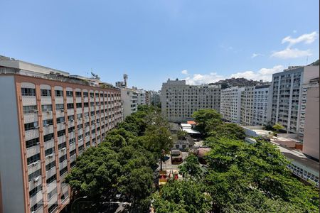 Vista da Sala de apartamento para alugar com 1 quarto, 50m² em Copacabana, Rio de Janeiro