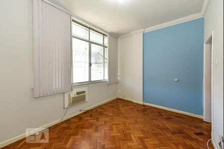 Sala de apartamento para alugar com 1 quarto, 50m² em Copacabana, Rio de Janeiro