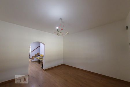 Sala de casa à venda com 3 quartos, 240m² em Vila Rosália, Guarulhos
