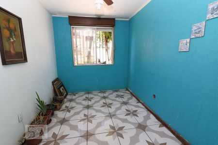 Sala de apartamento à venda com 3 quartos, 70m² em Santa Rosa de Lima, Porto Alegre