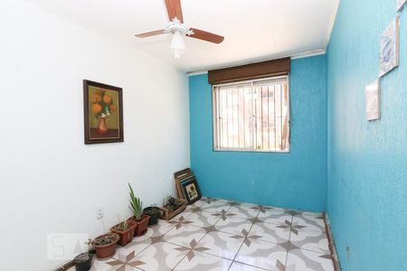 Sala de apartamento à venda com 3 quartos, 70m² em Santa Rosa de Lima, Porto Alegre