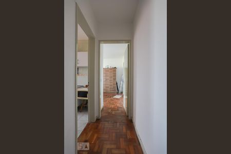 Corredor de apartamento à venda com 1 quarto, 44m² em Rubem Berta, Porto Alegre