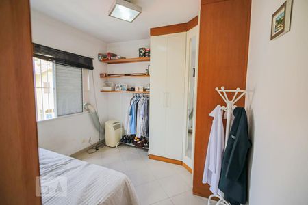 Quarto 1 de casa de condomínio à venda com 2 quartos, 94m² em Vila Pirajussara, São Paulo