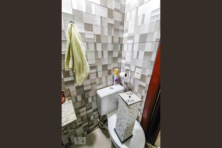 Lavabo de casa de condomínio para alugar com 2 quartos, 72m² em Jardim Adriana, Guarulhos