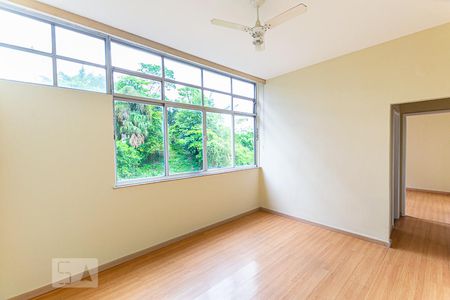 Sala de apartamento à venda com 2 quartos, 64m² em Ingá, Niterói