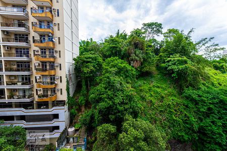 Vista da Sala de apartamento à venda com 2 quartos, 64m² em Ingá, Niterói