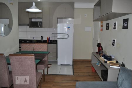 Sala de apartamento à venda com 2 quartos, 44m² em Jardim Santa Emilia, São Paulo