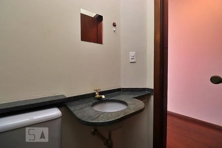 Lavabo de apartamento para alugar com 3 quartos, 156m² em Jardim, Santo André