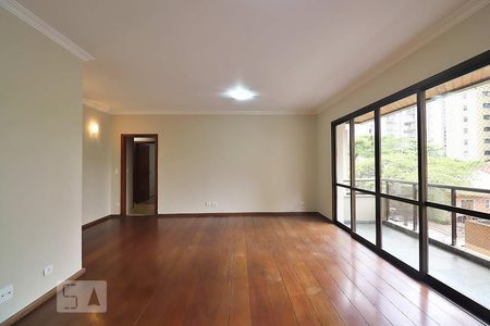 Sala de apartamento para alugar com 3 quartos, 156m² em Jardim, Santo André