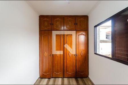 Quarto 1 de casa para alugar com 3 quartos, 199m² em Jardim Santo Elias, São Paulo