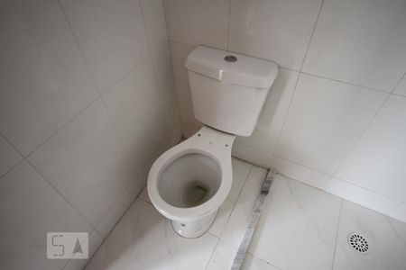 Banheiro de apartamento à venda com 1 quarto, 30m² em Vila Natália, São Paulo