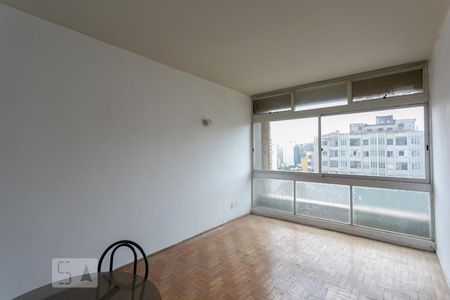 Sala/Quarto de kitnet/studio para alugar com 1 quarto, 26m² em Santo Agostinho, Belo Horizonte