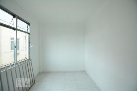 Quarta 1 de apartamento para alugar com 2 quartos, 52m² em Vicente de Carvalho, Rio de Janeiro