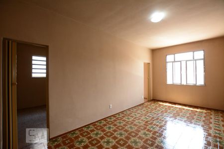 Sala de casa para alugar com 2 quartos, 120m² em Irajá, Rio de Janeiro