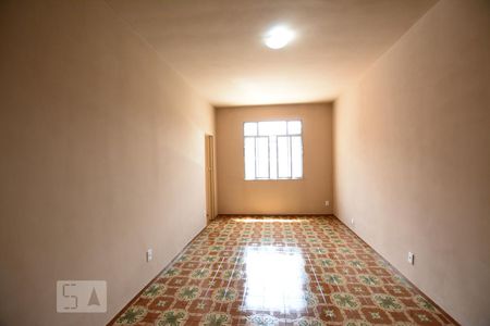 Sala de casa para alugar com 2 quartos, 120m² em Irajá, Rio de Janeiro