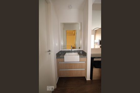 Banheiro de apartamento para alugar com 1 quarto, 36m² em Vila Eliza, Campinas