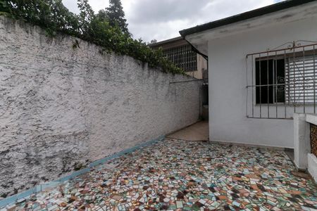 Casa à venda com 160m², 4 quartos e 2 vagas Casa à venda com 160m², 4 quartos e 2 vagasQuintal
