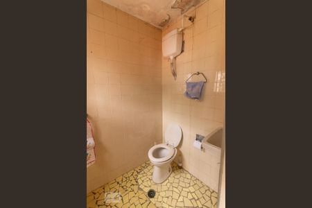 Casa à venda com 160m², 4 quartos e 2 vagas Casa à venda com 160m², 4 quartos e 2 vagasBanheiro 2