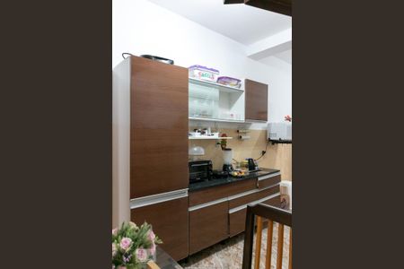 Casa à venda com 160m², 4 quartos e 2 vagas Casa à venda com 160m², 4 quartos e 2 vagasCozinha