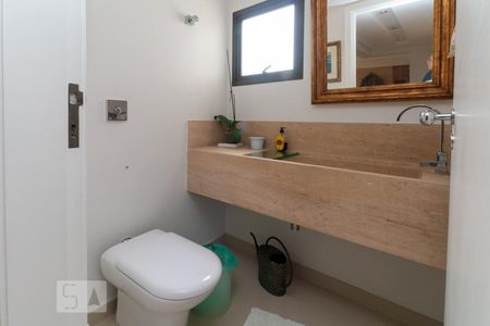 Apartamento à venda com 196m², 3 quartos e 4 vagasLavabo