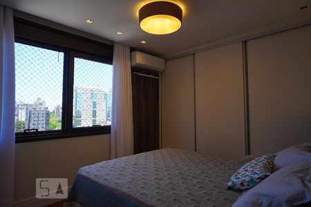 Quarto 1 de apartamento à venda com 2 quartos, 87m² em Bela Vista, Porto Alegre