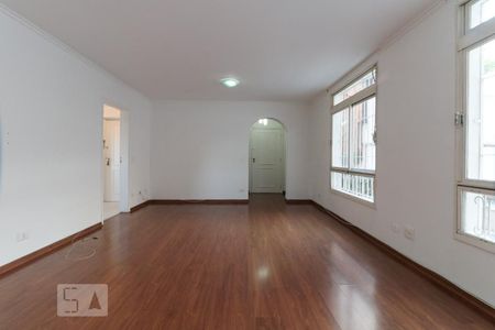 Sala de apartamento para alugar com 3 quartos, 135m² em Cerqueira César, São Paulo