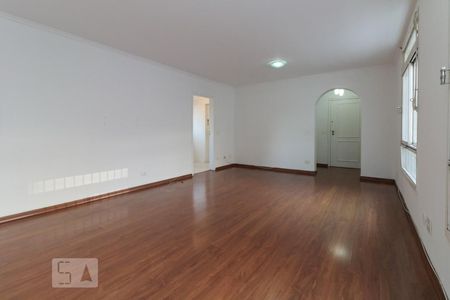 Sala de apartamento para alugar com 3 quartos, 135m² em Cerqueira César, São Paulo