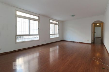 Sala de apartamento para alugar com 3 quartos, 135m² em Cerqueira César, São Paulo