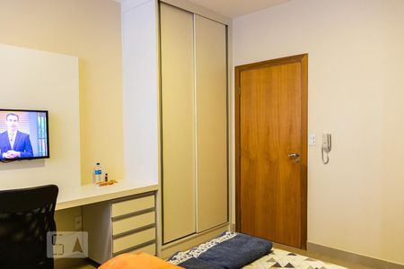 Quarto de apartamento para alugar com 1 quarto, 28m² em Vila Paquetá, Belo Horizonte