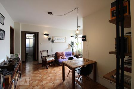 Sala  de apartamento para alugar com 2 quartos, 65m² em Perdizes, São Paulo