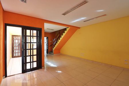 Sala de casa para alugar com 5 quartos, 304m² em Vila Camilopolis, Santo André