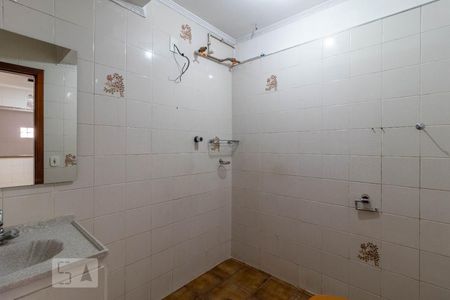 Banheiro de casa para alugar com 1 quarto, 60m² em Casa Verde Alta, São Paulo